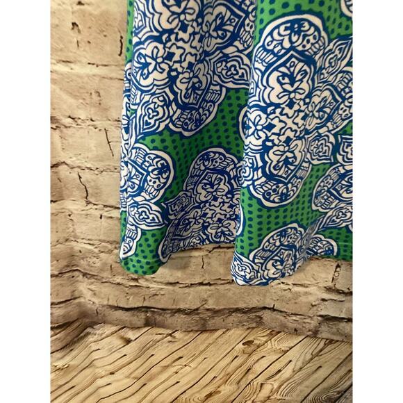 Buckhead Betties Top Womens Medium Tunic Blue Medallion Longer Length Stretch - Picture 7 of 14